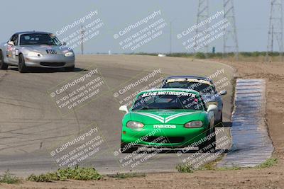 media/Apr-30-2022-CalClub SCCA (Sat) [[98b58ad398]]/Group 5/Race (Outside Grapevine)/